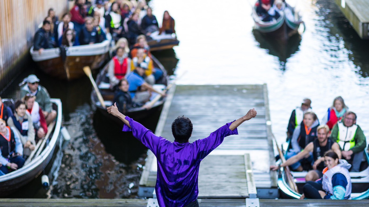 Foto  neil nisbet article19. danser  ian ancheta. oslofjorden danser